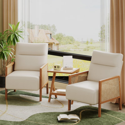 Chaise d'appoint rembourrée avec accoudoirs en rotin et pieds en bois massif