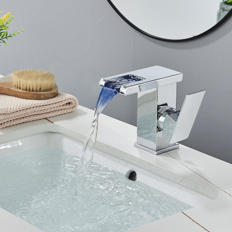 Single-Hole Single-handle Bathroom Faucet, Chrome