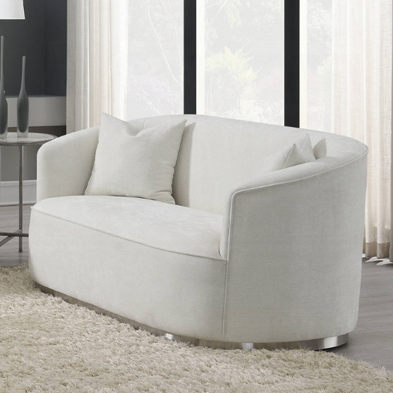 Causeuse en chenille beige avec 2 coussins, 33" W