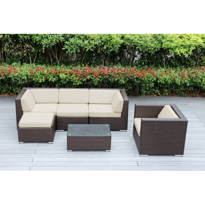 Ensemble de conversation en osier pour 5 personnes avec coussins Lumini