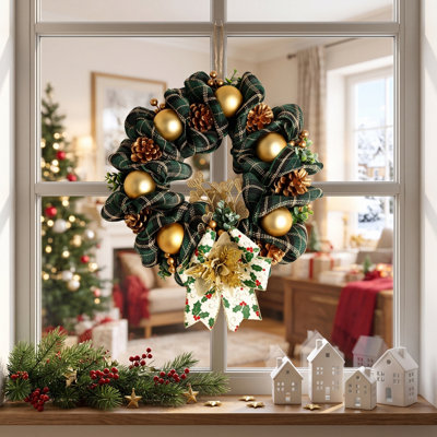 15.7 " Mixed Greenery Silk Wreath