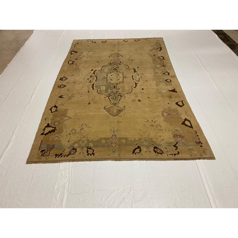 Tapis 5 pi x 8 pi Anatolian