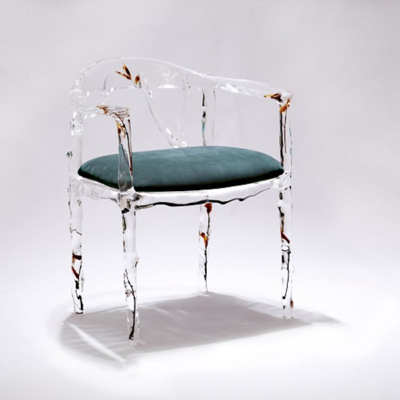 Branched Crystal Chair – Nature-Inspired Elegance