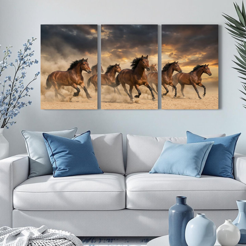Ensemble de 3 tableaux sur toile représentant des chevaux au galop au coucher du soleil, 1624