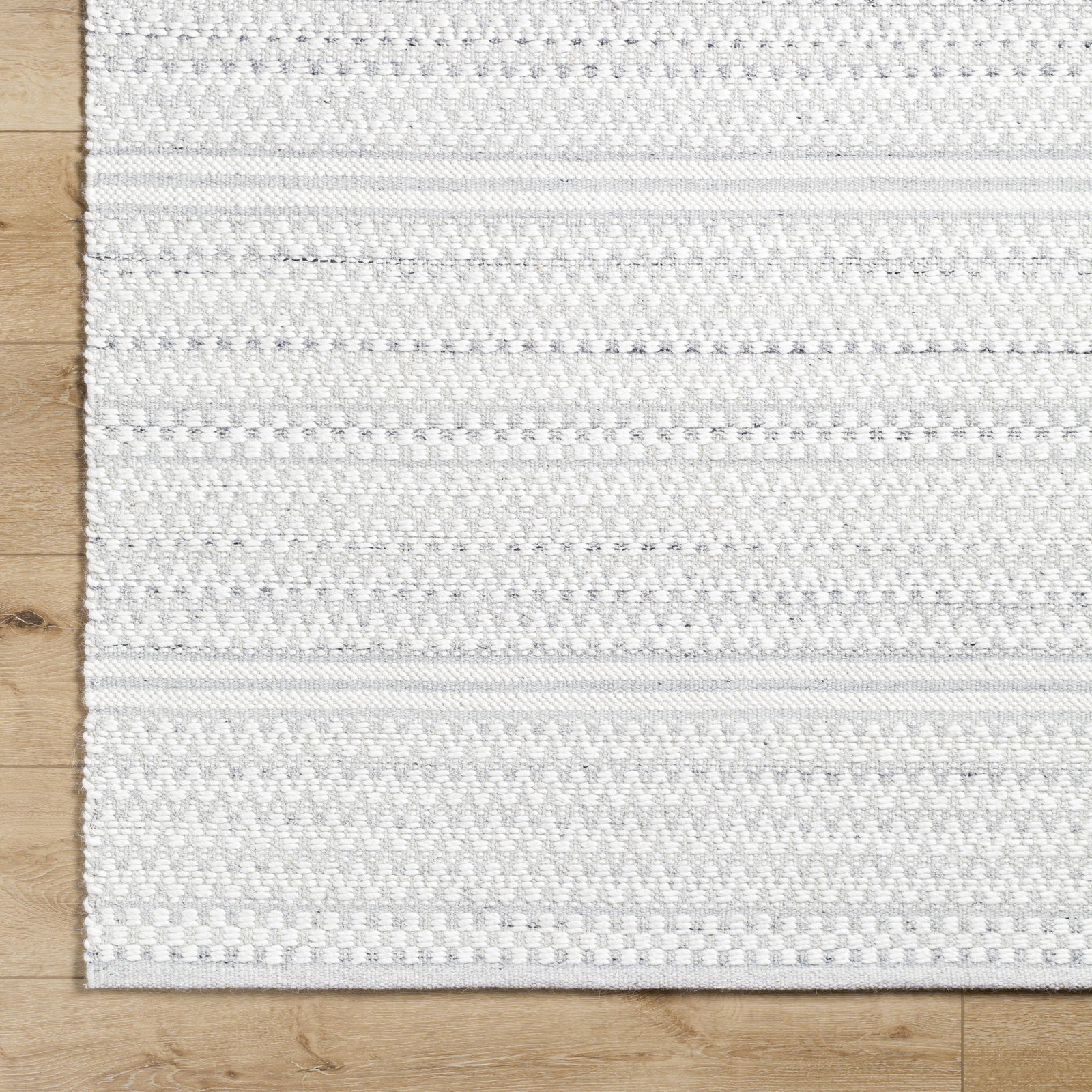 Lavande Hand-Woven Chevron Rug, Rectangle 5' x 7'6"
