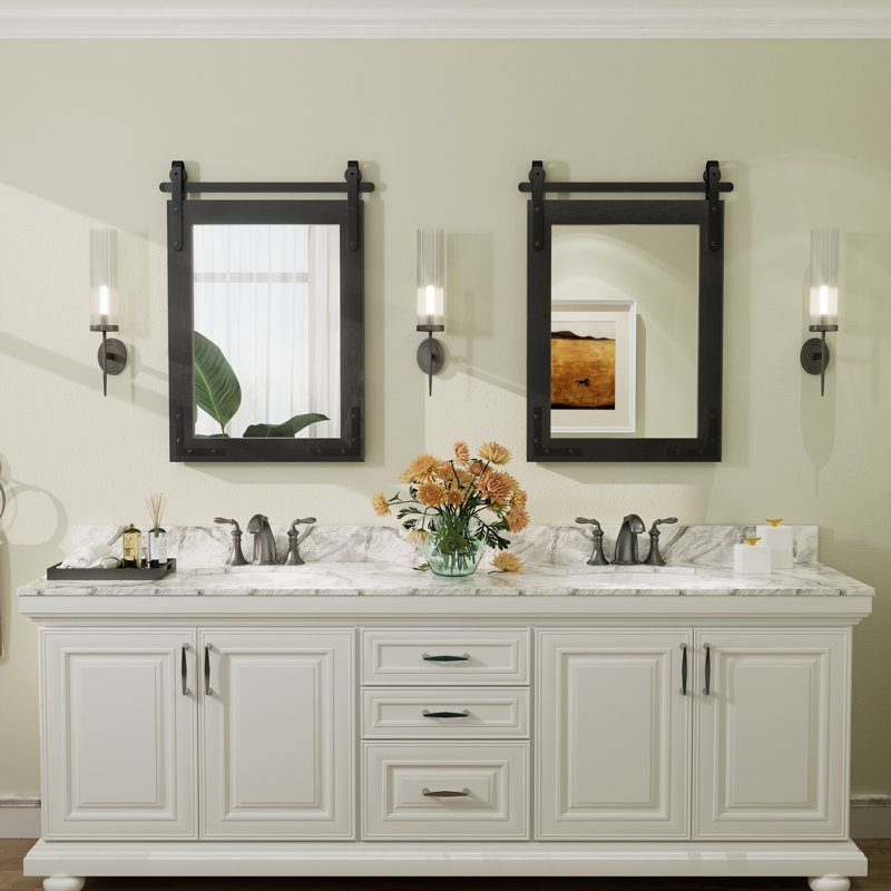 Miroir mural Amara Rustic Farmhouse, 28 po x 20 po; Verticale, Noir