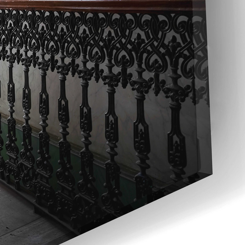 «Elegant Stairs» par Roman Robroek, H 12 po x l 16 po x P 0,13 po