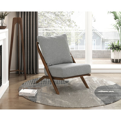 Élégant fauteuil d'appoint en chenille grise avec coussin en mousse et structure en bois d'hévéa brun