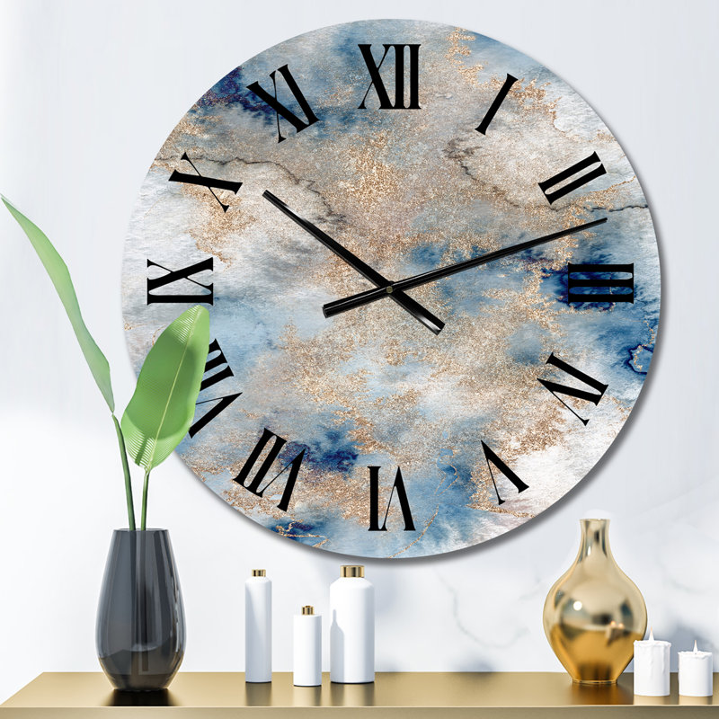 Marble Clouds I - Horloge murale moderne, Petit, Bleu / doré