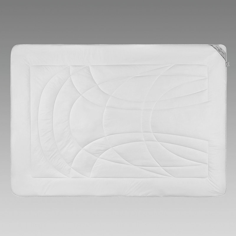Orbis Down Alternative Comforter, Queen