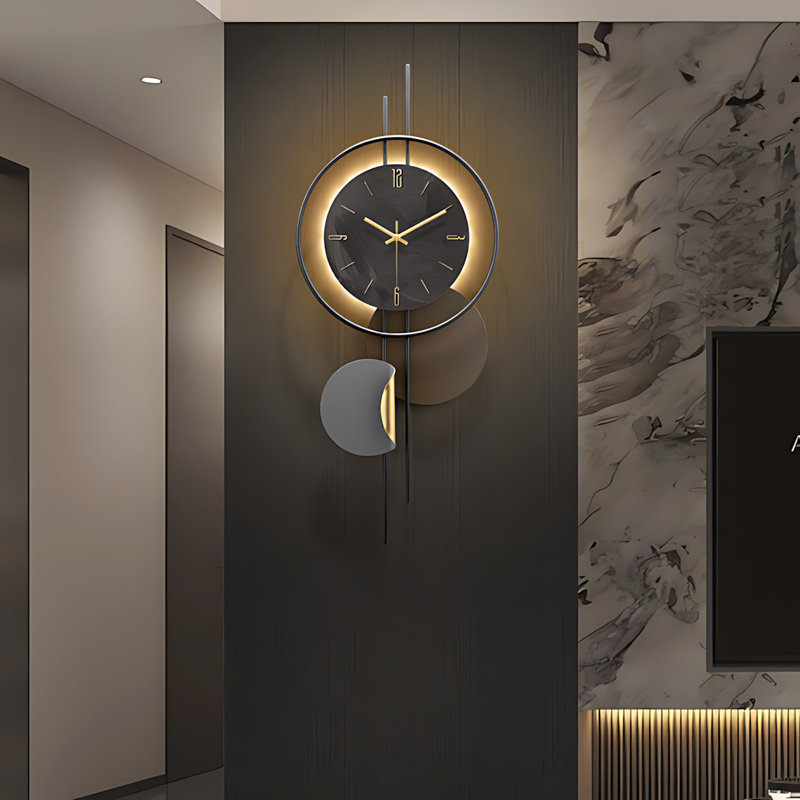 Horloge murale de luxe moderne minimaliste de 24 pouces pour le salon avec fond à lattes de bois et mouvement à quartz silencieux