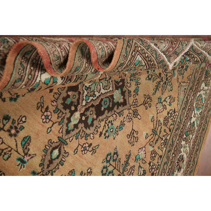Tapis traditionnel floral 7 x 9