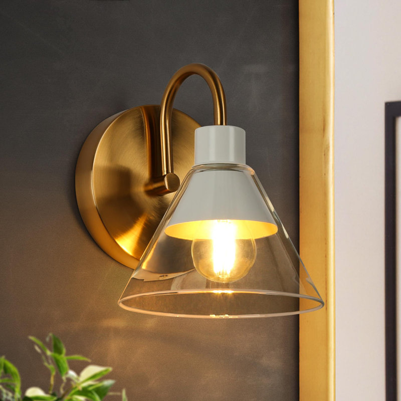Johannah Armed Sconce, Gold
