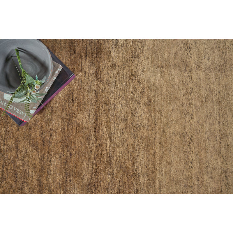 Metro Velvet hand-knotted Wool/Viscose Beige Area Rug