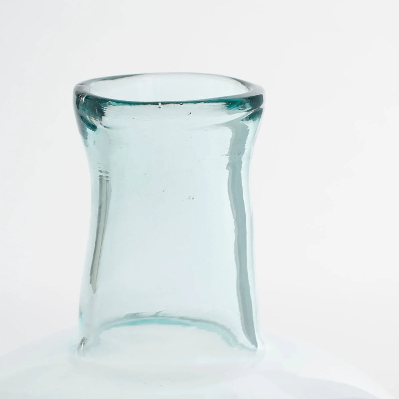Arae Glass Table Vase