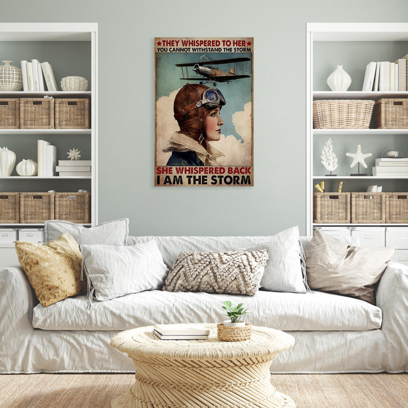 «Woman Pilot I Am The Storm On», impression sur toile, H 36 po x l 24 po x P 1,25 po