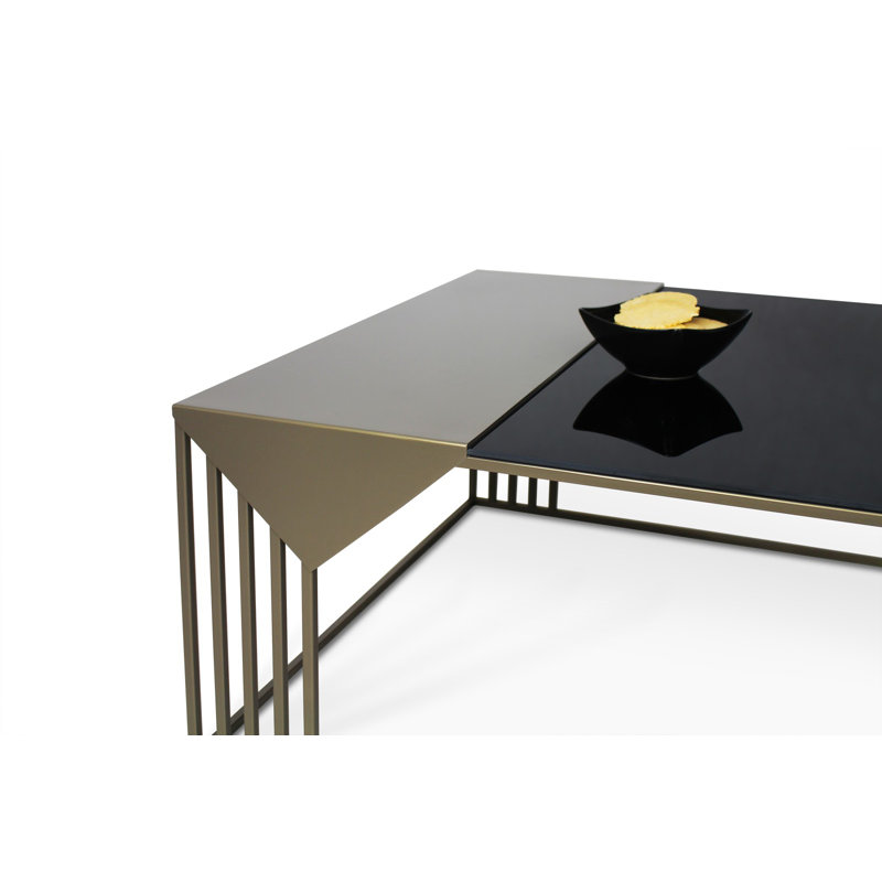Damarieon Coffee Table, Gold/Black