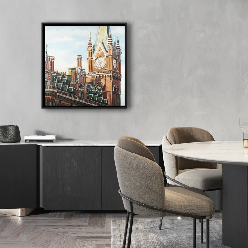 «St-pancras Station In London»
