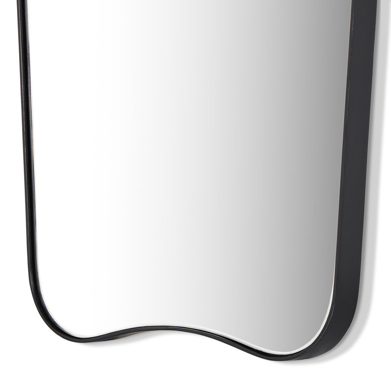 Miroir de cheminée Myerstown, Noir mat, 60 po x 26 po