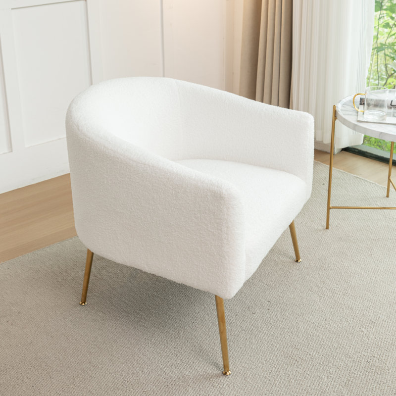 Fauteuil demi-tonneau Jameila, Fausse fourrure blanche, 1, Doré