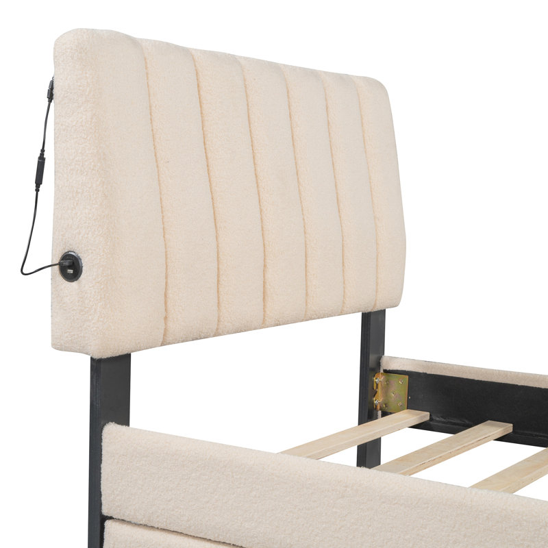 Lit plateforme simple tapissier avec lit gigogne en molleton beige agréable