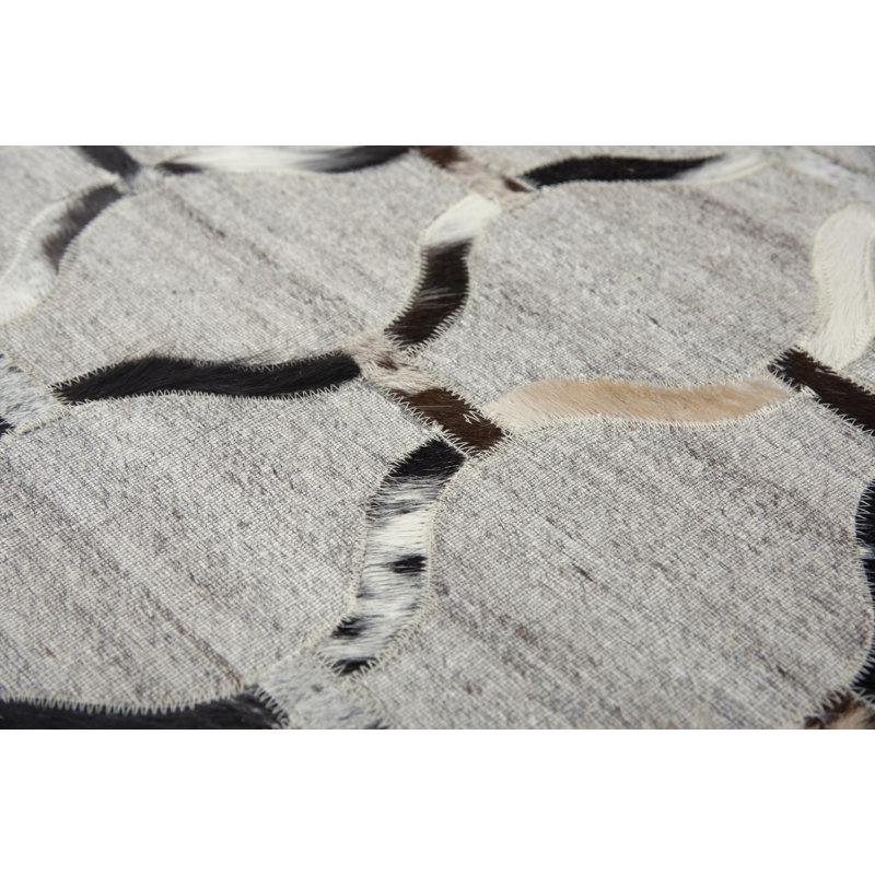 Tapis gris Inniss, Rectangle 8 pi x 10 pi