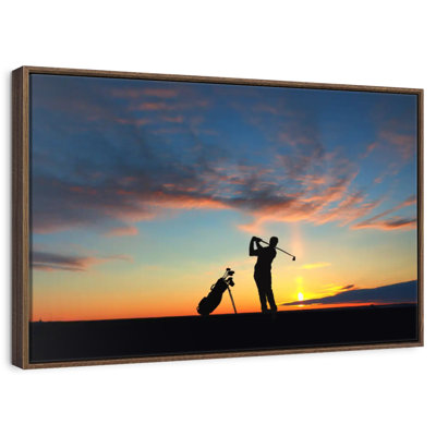 Golf au coucher du soleil