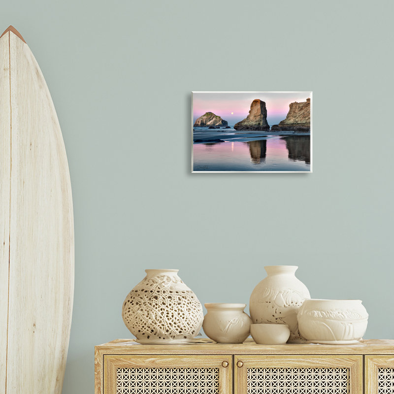 «Moonlit Beach Cliff», art mural par Dennis Frates, H 10 po x l 15 po