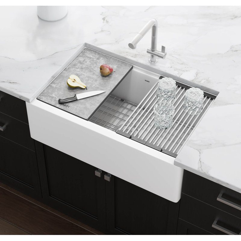 33" L x 21" W Farmhouse Kitchen Sink, Arctic White