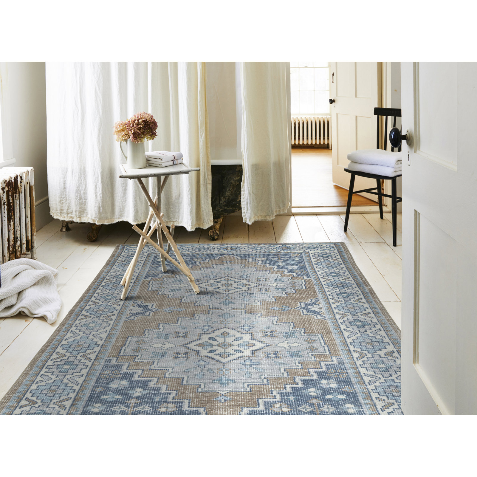 Distillery Handmade Beige/Blue Rug, Rectangle 5' x 8'