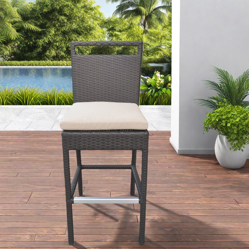Tabourets de bar confortables, conception en osier d'aluminium pour les réceptions en plein air