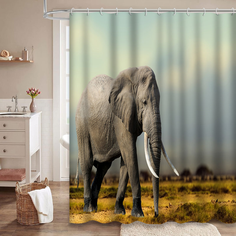 Rideau de douche 12 éléphants d'Afrique, L 72 po x l 84 po