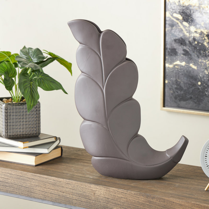 Cole And Grey Ceramic Slanted Leaf Decorative Vase