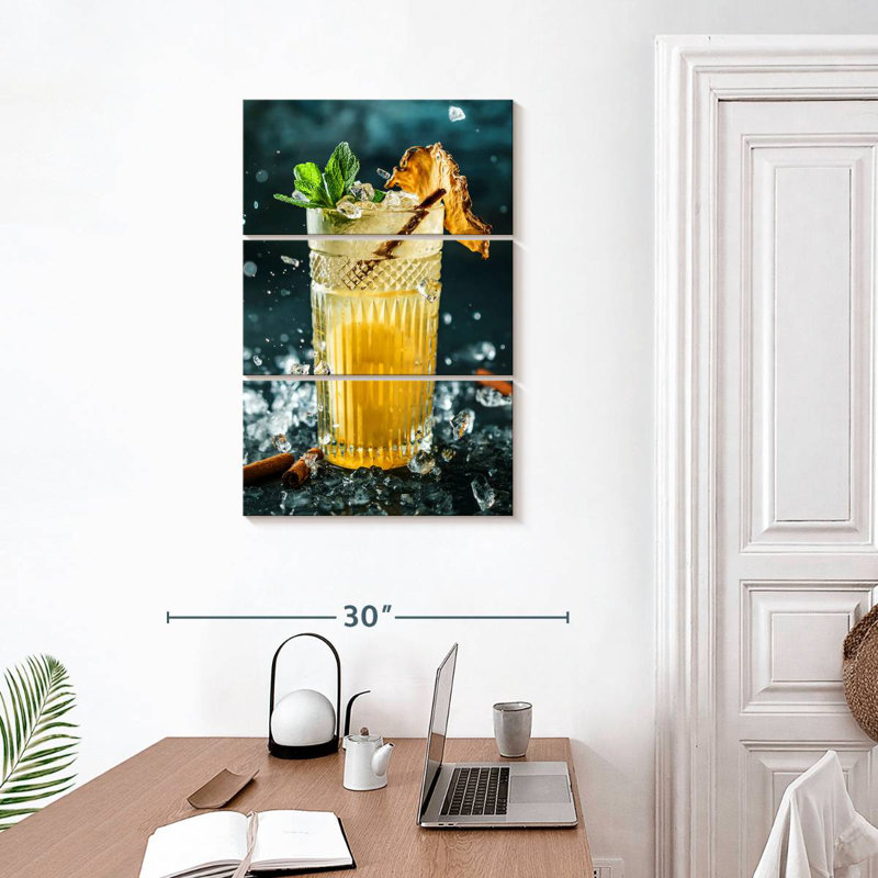 Yarlin Pineapple Cocktail, 32" H x 20" W