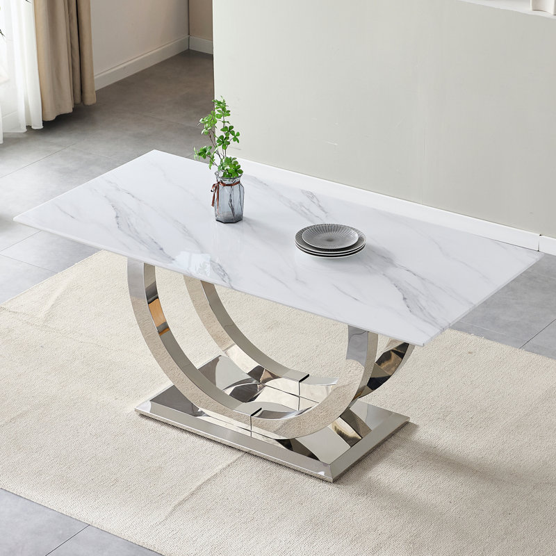 Table de salle à manger rectangulaire de 69,30 pouces, moderne simple, plateau en marbre, plateau en panneau de fibres à densité moyenne, surface de miroir en acier inoxydable de couleur argent, pouvant accueillir 4 à 6 personnes, motif en marbre blanc, miroir argenté.