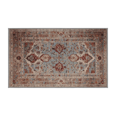Tapis gris soyeux et moelleux