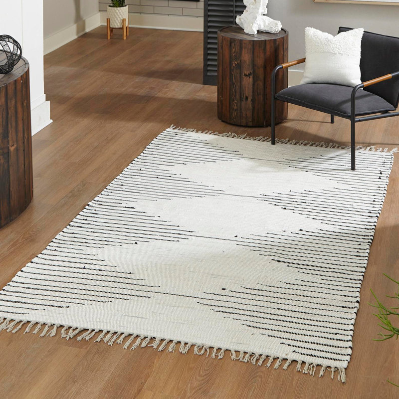 Tapis vert en coton tissé à plat à la main à motif géométrique Albertas, Rectangle 6 pi 1 po x 9 pi