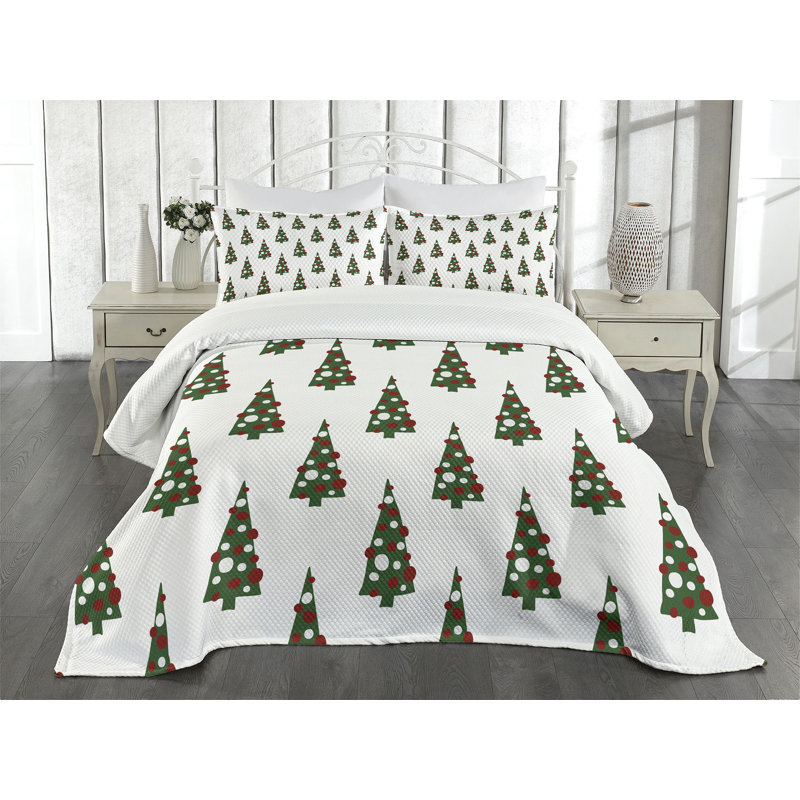 Ambesonne Geometric Bedspread Set 3 Pcs Xmas Tree Pattern Queen Hunter Green Ruby White