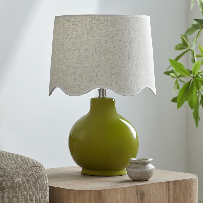 Lampe de table Maura, Vert, Beige, H 22 po x l 15 po x P 15 po