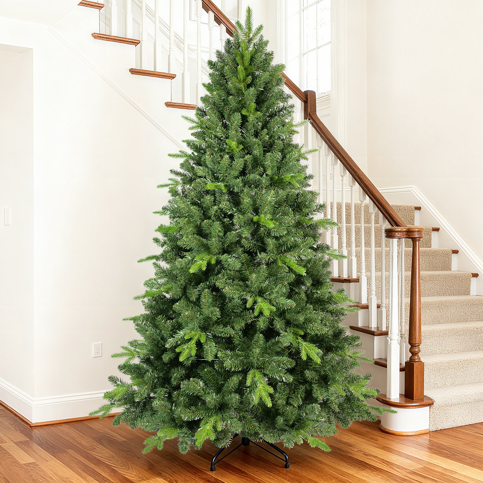 Unlit Artificial Christmas Tree with PVC/PE Mixed Branch Tips & Foldable metal base, 4'