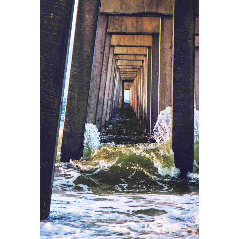Eau sous la jetée, H 18 po x l 12 po