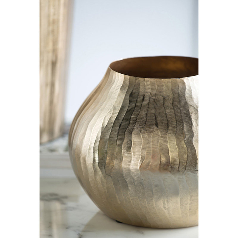 Vase en aluminium, élégant vase de table