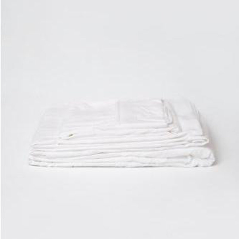soft and skin-friendly 5-Piece Brushed Microfiber, Queen Sheet Set  with 2 Pillowcases, White