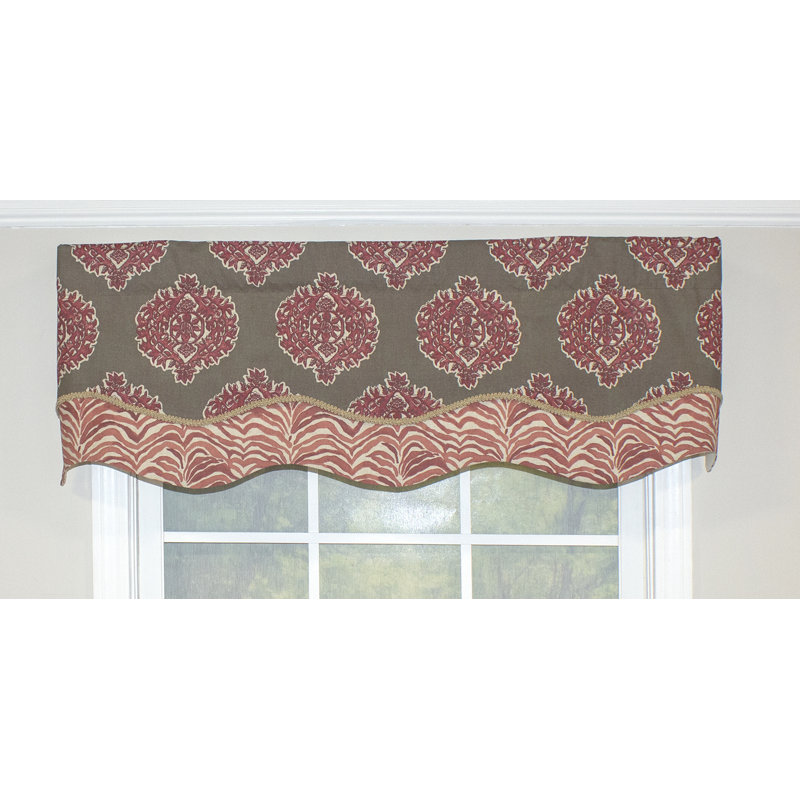 Cotton Blend Damask Scalloped Window Valance