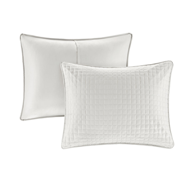 White King Reversible Microfiber Quilt Set