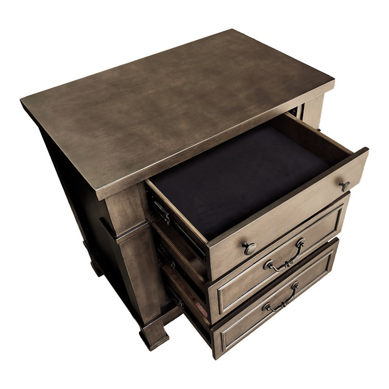 Espada 3-Drawer Nightstand