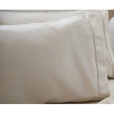 Belledorm Plain Dye 200 TC Egyptian-Quality Cotton 100% Cotton Housewife pillowcase