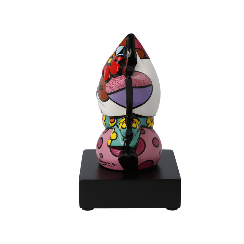 Figurines & Sculptures