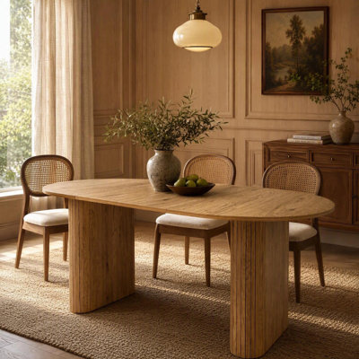 Table de cuisine ovale de style campagnard moderne de 180 cm (70,8 pouces), pour 4 à 8 personnes, avec piètement en lattes de bois.