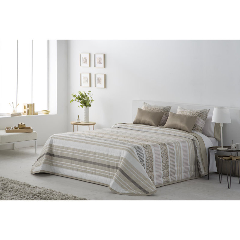 Marouane No Pattern Bedspread, 250 x 260 cm, Pearl